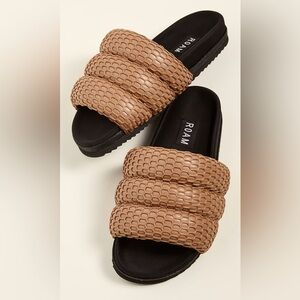 ROAM mesh puffy slides in Sand